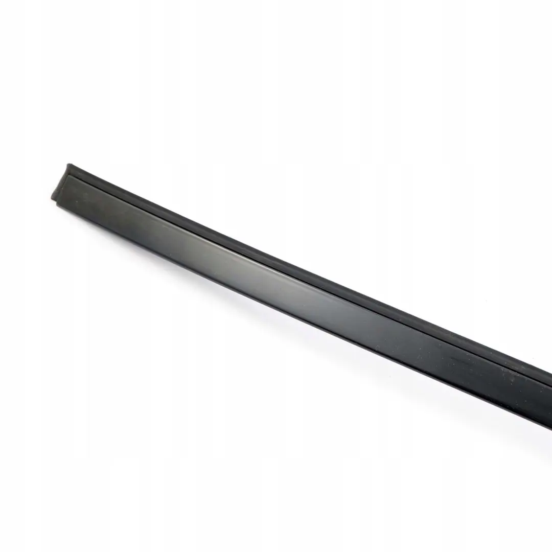 Mercedes-Benz C CLC CL203 Frontscheibe Zierleiste Leistung Links für mit Teilenummer A2036982998 Mercedes-Benz C CLC CL203 Frontscheibe Zierleiste Leistung Links - SKU A2036982998 - Teilenummer A2036982998