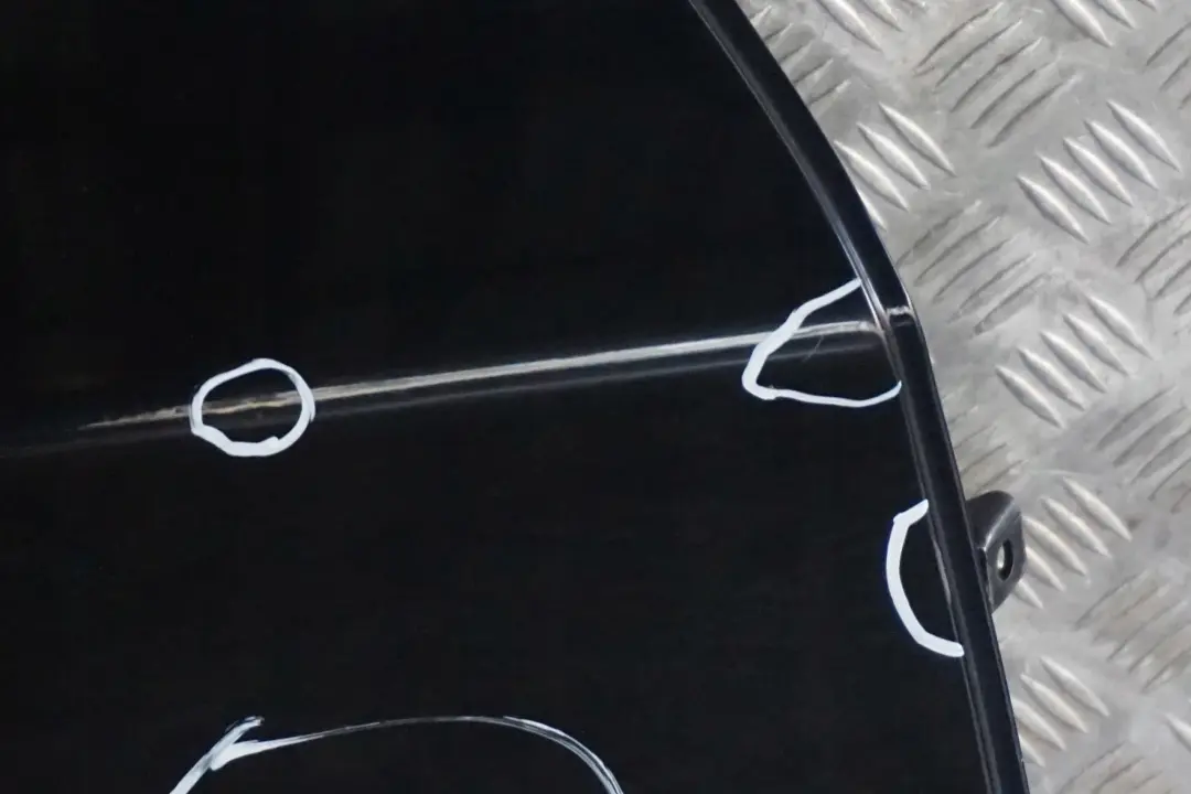 Door Rear Right O/S Schwarz 2 Black II - 668 to BMW 1 Series 25 E87 E87N with Part number 7191018 BMW 1 Series 25 E87 E87N Door Rear Right O/S Schwarz 2 Black II - 668 - SKU 7191018-SCH25 - Part number 7191018