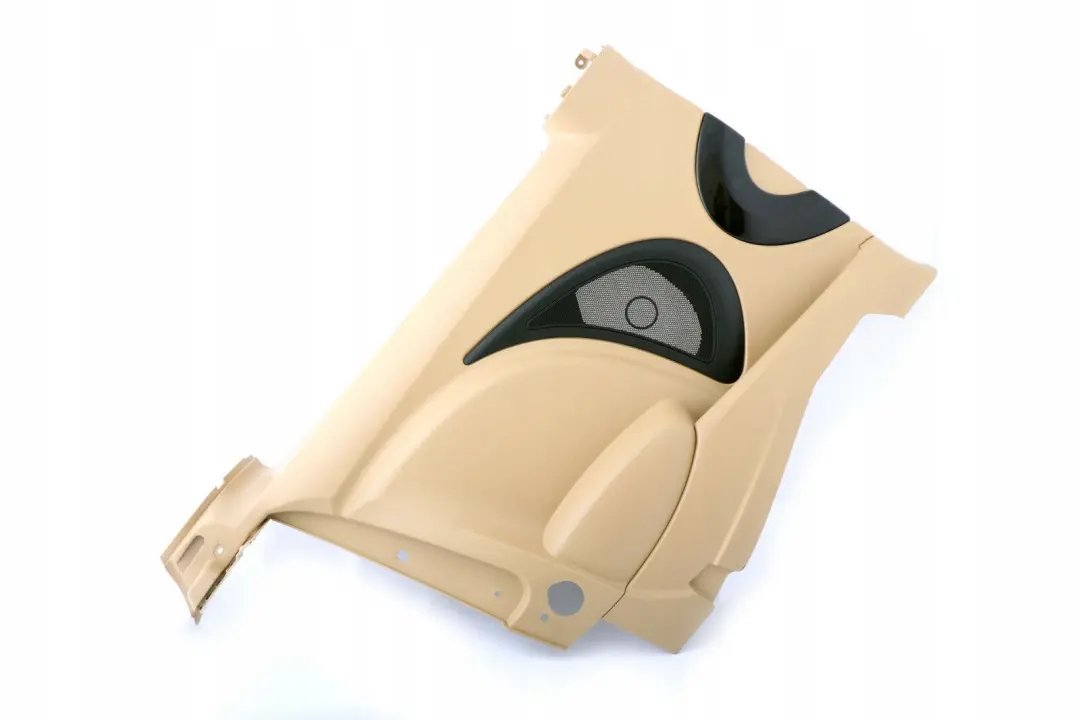 Panel Lateral Interior Trasero Izquierdo Beige para Mini Cooper One R56 con número de pieza 2756051 Mini Cooper One R56 Panel Lateral Interior Trasero Izquierdo Beige - SKU 2756051 - Número de pieza 2756051