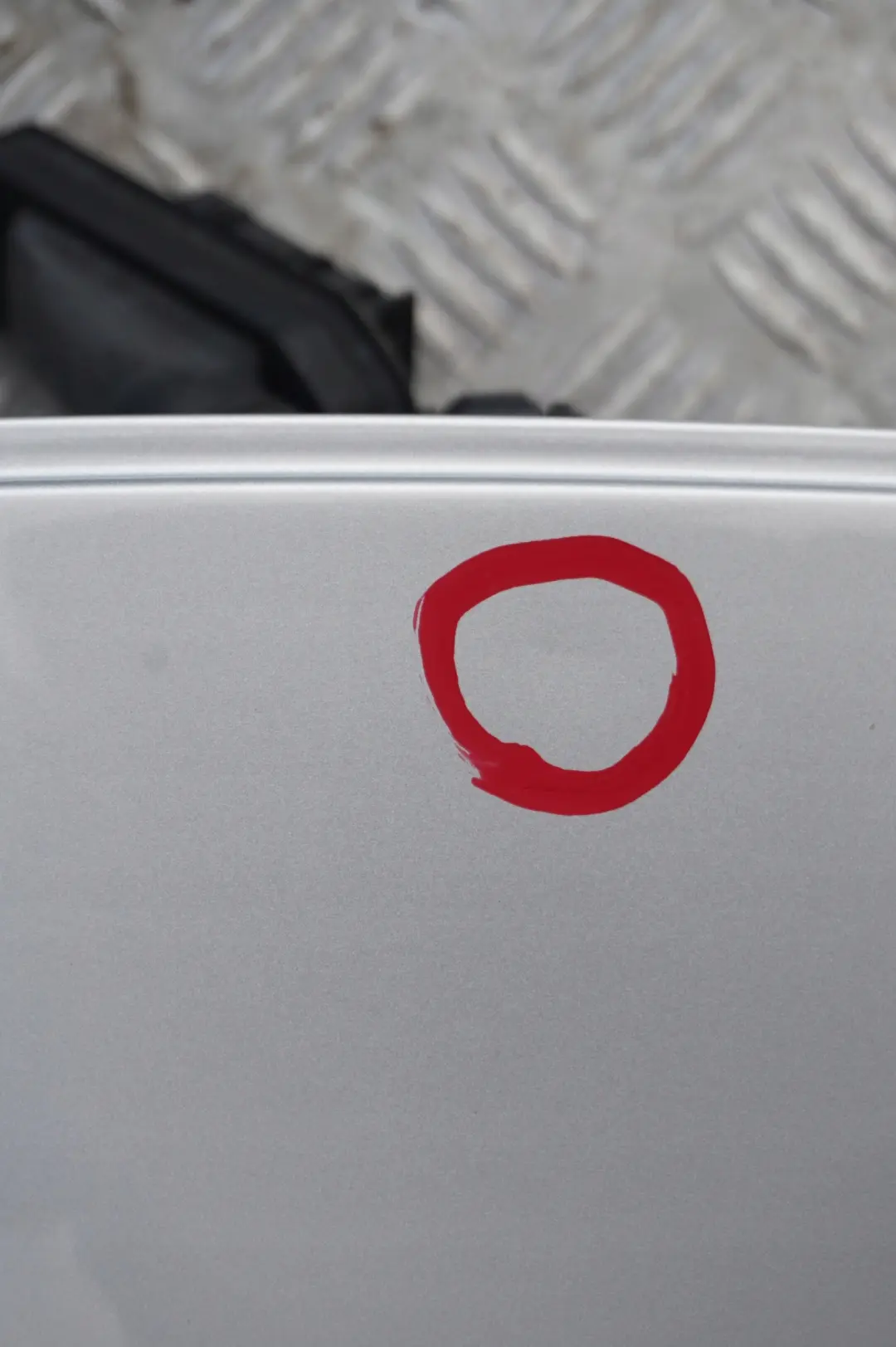 Door Rear Right O/S Titansilber Silver Silber - 354 to BMW 3 SERIES 8 E90 E90N LCi with Part number 7203648 BMW 3 SERIES 8 E90 E90N LCi Door Rear Right O/S Titansilber Silver Silber - 354 - SKU 7203648-TS8 - Part number 7203648