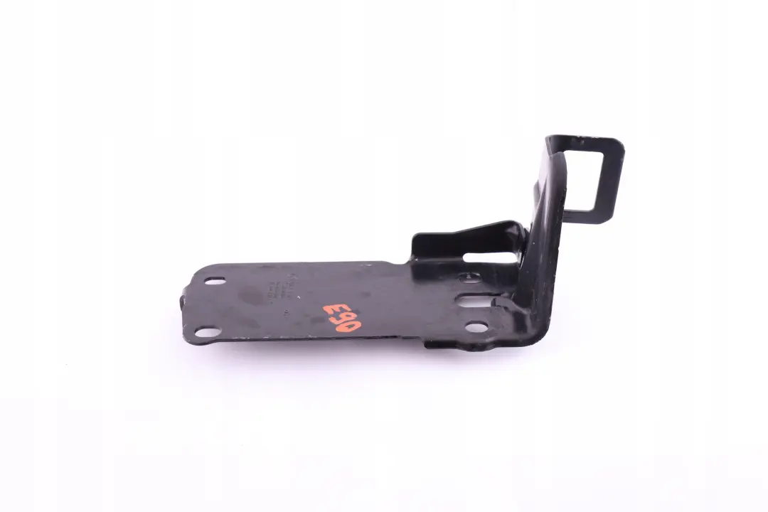 Mocowanie uchwyt chłodnicy prawy do BMW E81 E90 E91 o numerze 7117812 BMW E81 E90 E91 Mocowanie uchwyt chłodnicy prawy - SKU 7117812 - Numer Części 7117812