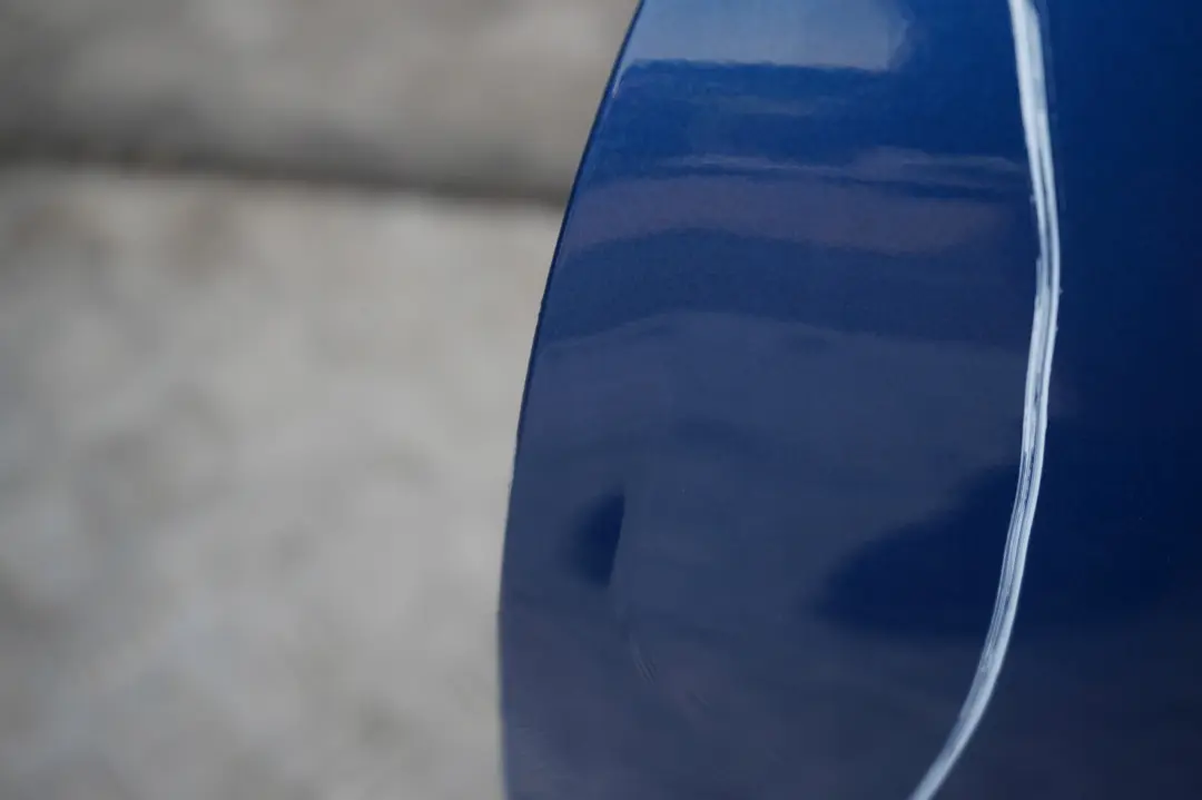 Drzwi lewe Lightning Blue A63 do MINI Cooper R55 R56 o numerze 2755935 MINI Cooper R55 R56 Drzwi lewe Lightning Blue A63 - SKU 2755935-LB5 - Numer Części 2755935