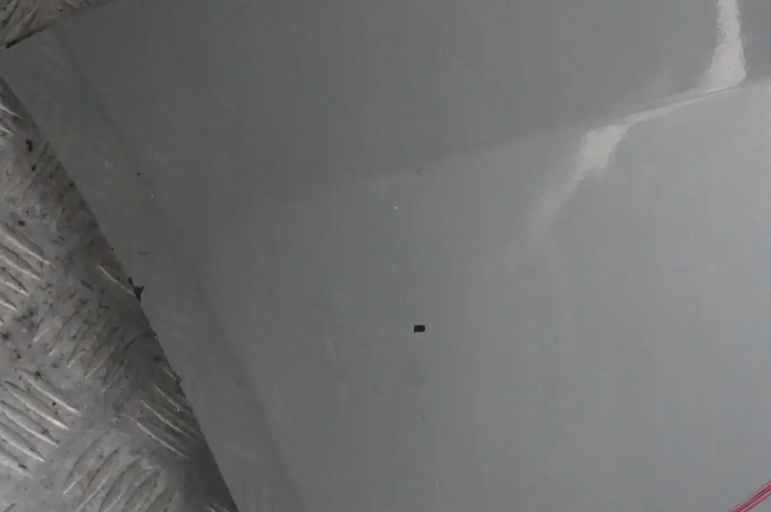 Bumper Trim Panel Titansilber Silver to BMW Z4 Series E85 Convertible Roadster Rear with Part number 0031136 BMW Z4 Series E85 Convertible Roadster Rear Bumper Trim Panel Titansilber Silver - SKU 0031136-TS - Part number 0031136