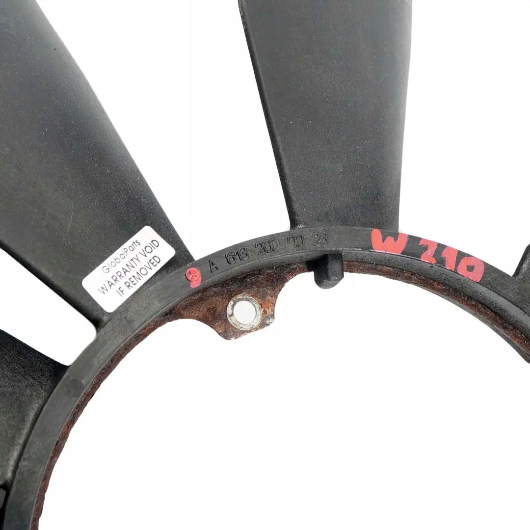 Mercedes-Benz E W210 320 CDI Motorkühlung Kühler Lüfter Lüfterrad A61320000 für mit Teilenummer A6132000023 Mercedes-Benz E W210 320 CDI Motorkühlung Kühler Lüfter Lüfterrad A61320000 - SKU A6132000023 - Teilenummer A6132000023