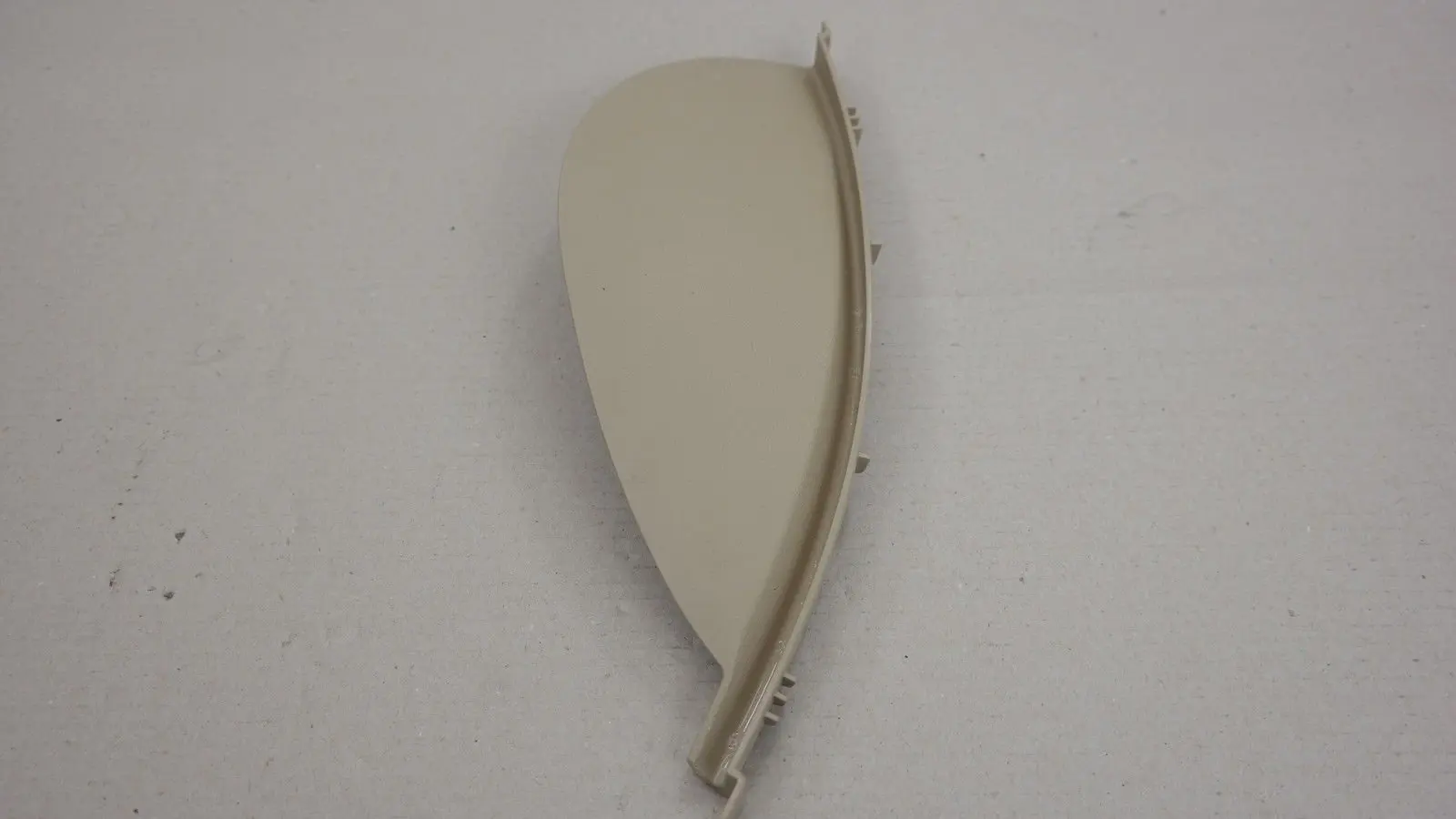 BMW 3 er E90 E90N E91 E91N E92 E92N E93 Blende I-Tafel aussen rechts BEIGE