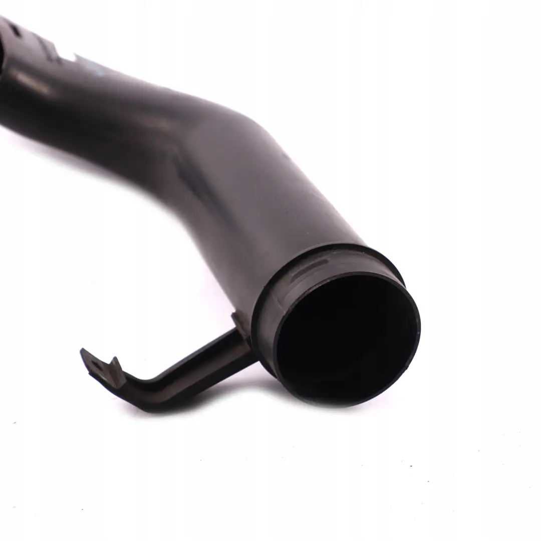 Rura dolot powietrza do MERCEDES W203 200 220 CDI o numerze A2035280607 MERCEDES W203 200 220 CDI Rura dolot powietrza - SKU A2035280607 - Numer Części A2035280607