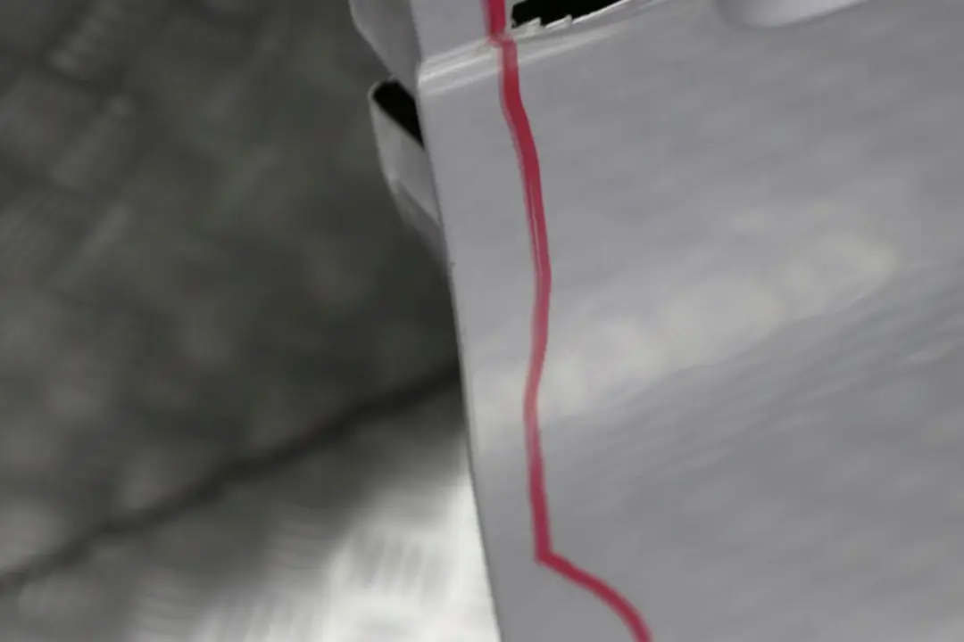 Puerta Delantera Derecha Titan Plateado Metalico - 354 para BMW X5 E53 2 con número de pieza 8256824 BMW X5 E53 2 Puerta Delantera Derecha Titan Plateado Metalico - 354 - SKU 8256824-TS2 - Número de pieza 8256824