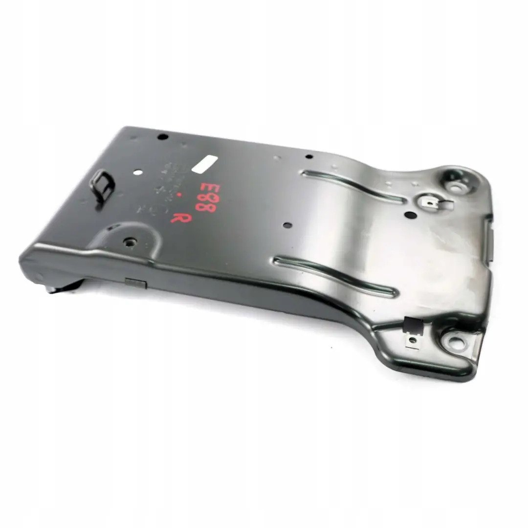 BMW 1 Series E88 Cabrio Rollover Protection Cargo Guard Plate Right O/S - SKU 7187482 - Part number 7187482