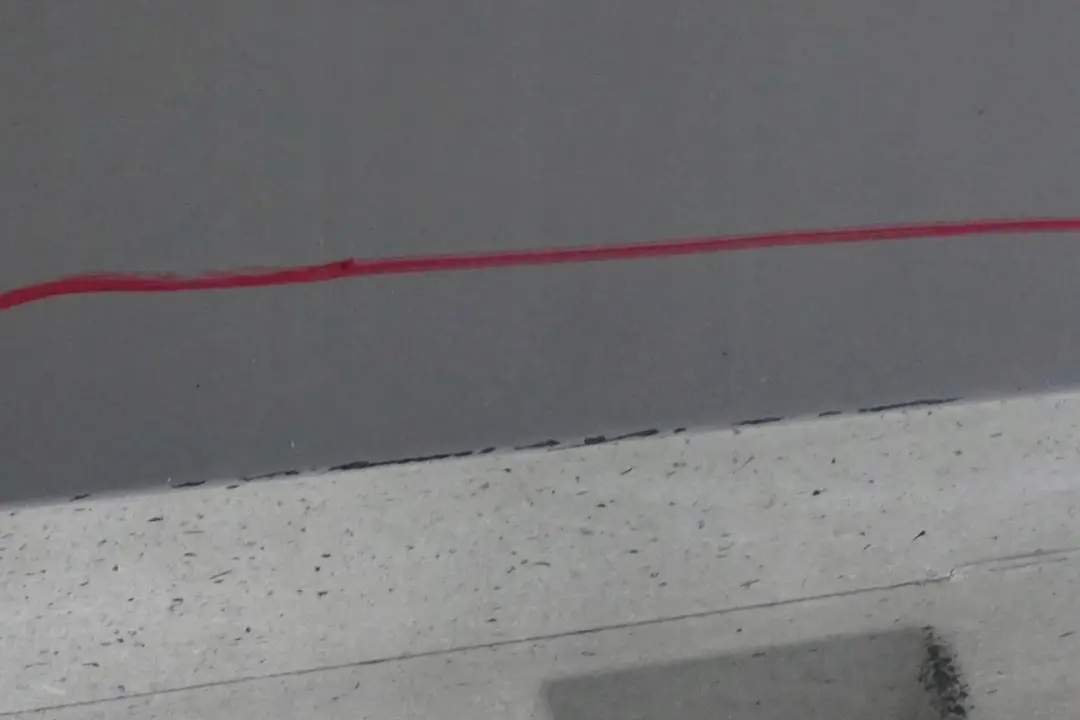 Left N/S Sill Strip Side Skirt Panel Titansilber Silver - 354 to BMW Z4 E85 E86 with Part number 0031109 BMW Z4 E85 E86 Left N/S Sill Strip Side Skirt Panel Titansilber Silver - 354 - SKU 0031109-TS1 - Part number 0031109