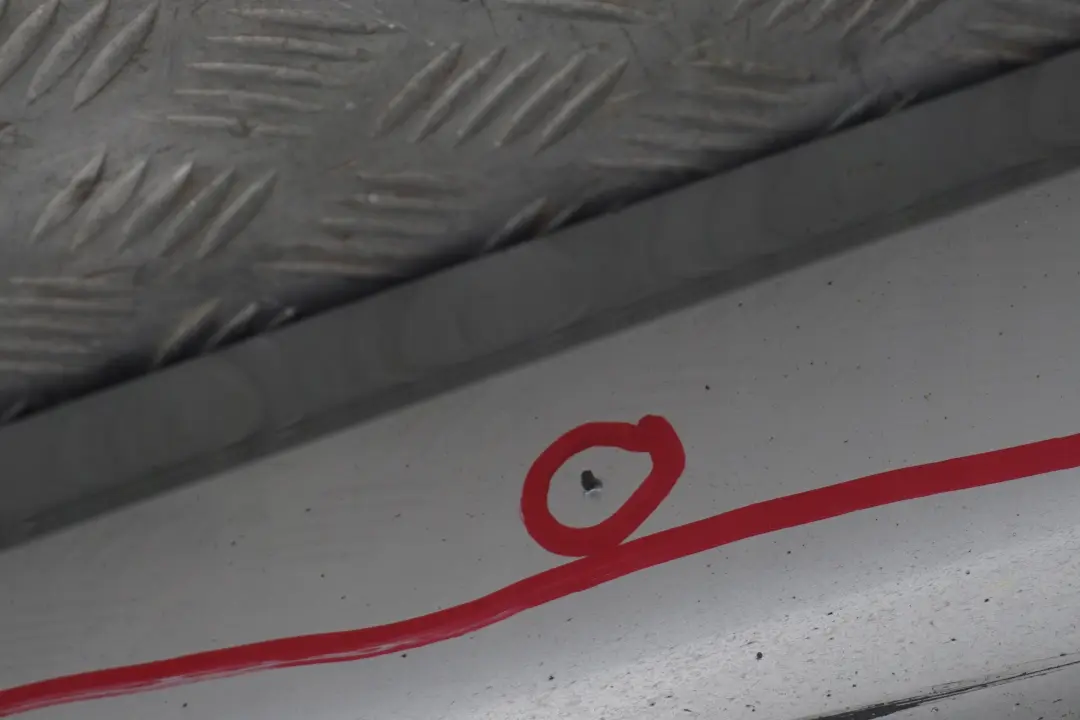 Sill Strip Side Skirt Left N/S Titansilber Silver to BMW 3 SERIES 2 E90 E91 M Sport with Part number 0033441 BMW 3 SERIES 2 E90 E91 M Sport Sill Strip Side Skirt Left N/S Titansilber Silver - SKU 0033441-TS2 - Part number 0033441