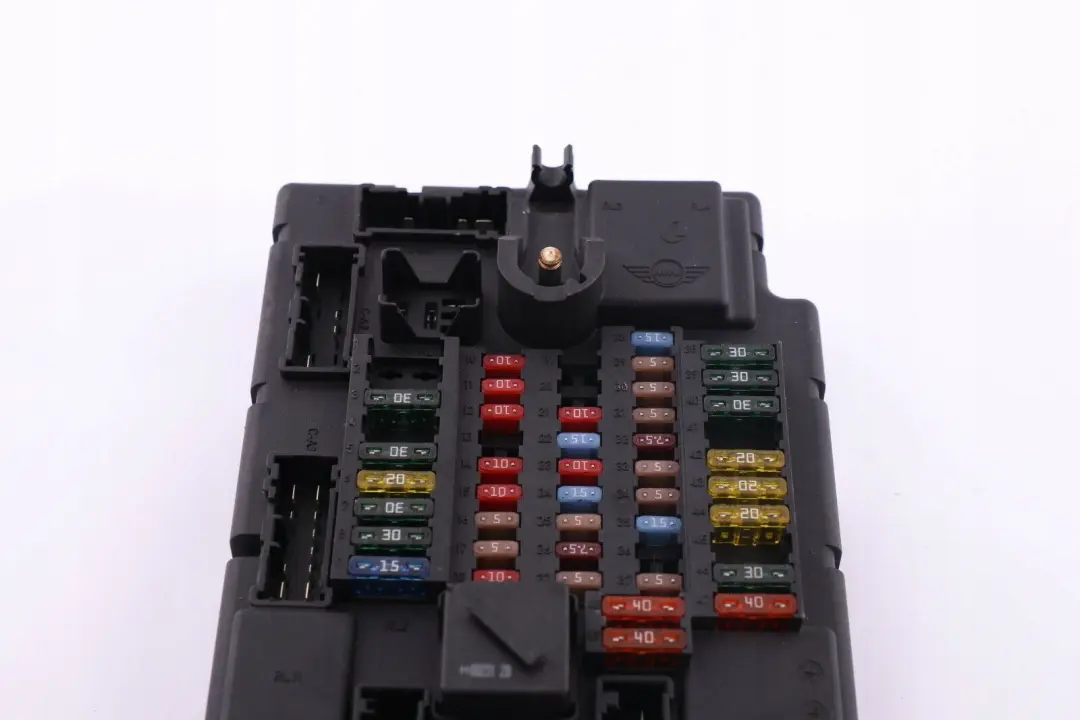 Boîtier De Distribution De Fusibles M3 Unité Électrique pour Mini R56 à propos du numéro de pièce 3453737 Mini R56 Boîtier De Distribution De Fusibles M3 Unité Électrique - SKU 3453737 - Numéro de pièce 3453737
