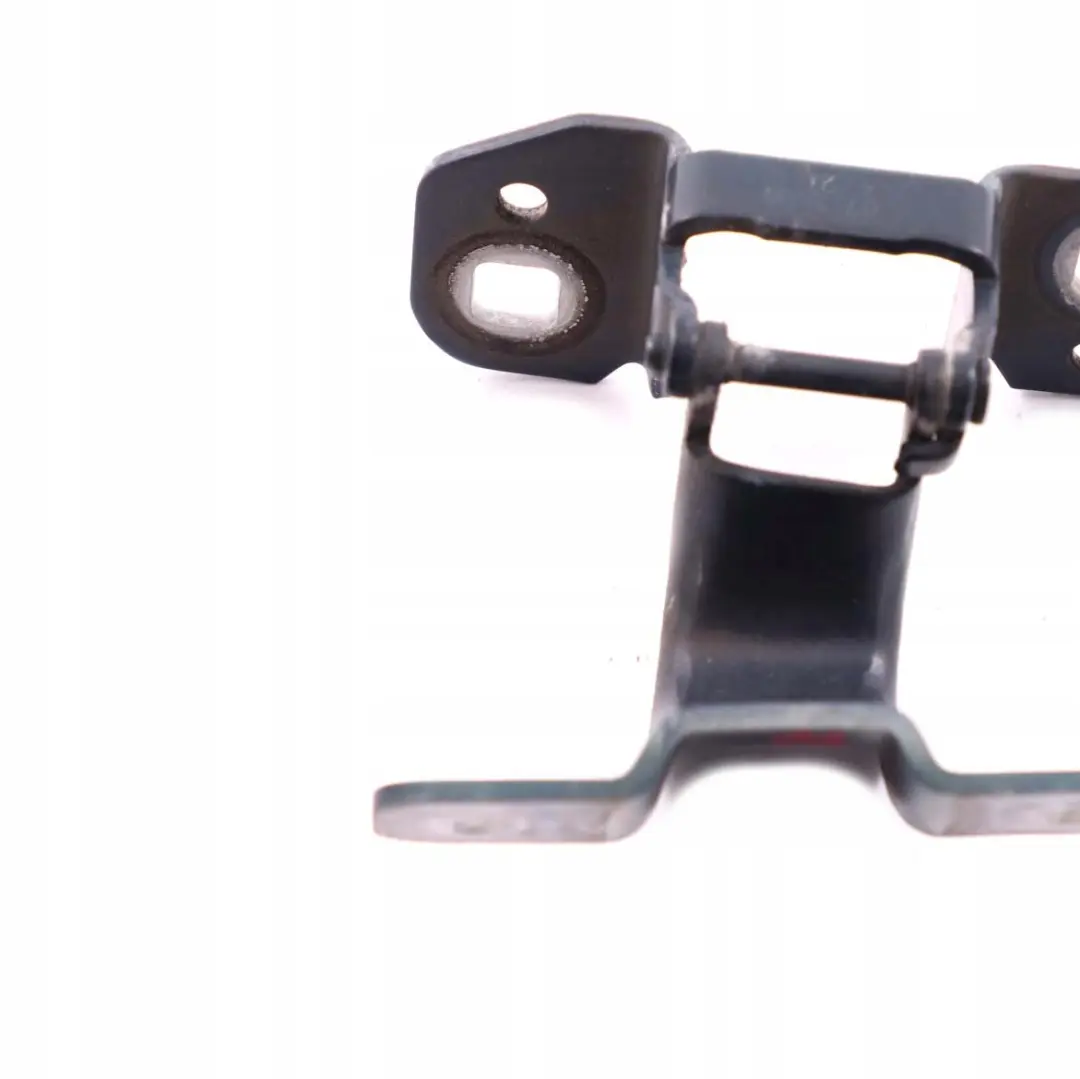 Right Folding Top Roof Flap Hinge O/S Silver 070609472 to BMW 1 Series E88 with Part number 7208714 BMW 1 Series E88 Right Folding Top Roof Flap Hinge O/S Silver 070609472 - SKU 7208714 - Part number 7208714