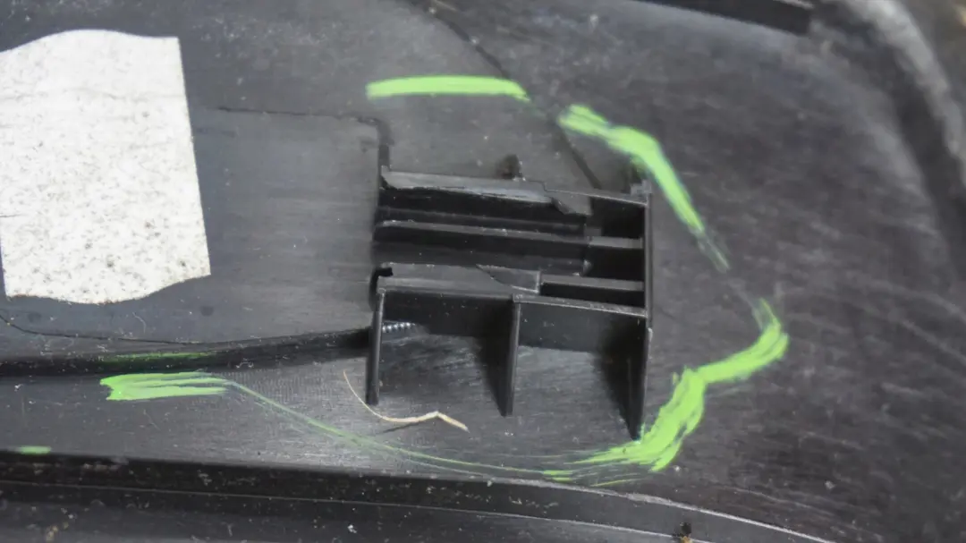 Right Entrance Kick Door Sill Cover Trim Strip O/S to BMW E60 E61 LCI Rear with Part number 7172292 BMW E60 E61 LCI Rear Right Entrance Kick Door Sill Cover Trim Strip O/S - SKU 7172292 - Part number 7172292