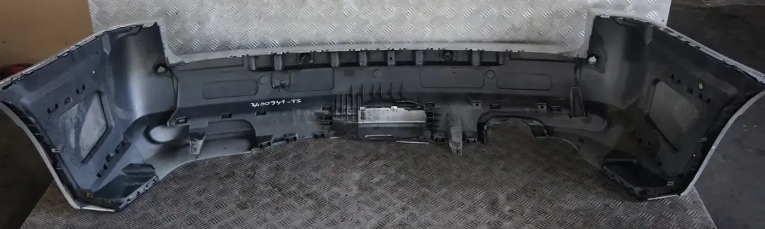 Zderzak tylny tył pdc titansilber do BMW E83 X3 o numerze 3400941 BMW E83 X3 Zderzak tylny tył pdc titansilber - SKU 3400941-TS - Numer Części 3400941