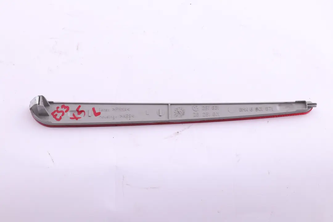 Rückstrahler hinten links 6314 für BMW X5 er E53 mit Teilenummer 6901571 BMW X5 er E53 Rückstrahler hinten links 6314 - SKU 6901571 - Teilenummer 6901571