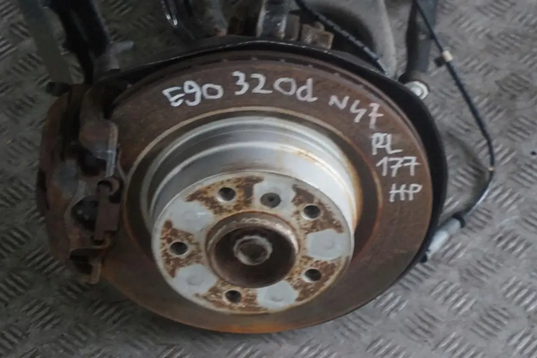 BMW 3 E90 320d N47 Essieu Arriere Support de Roue Pivotement Arriere Gauche - SKU 6774809-20 - Numéro de pièce 6774809