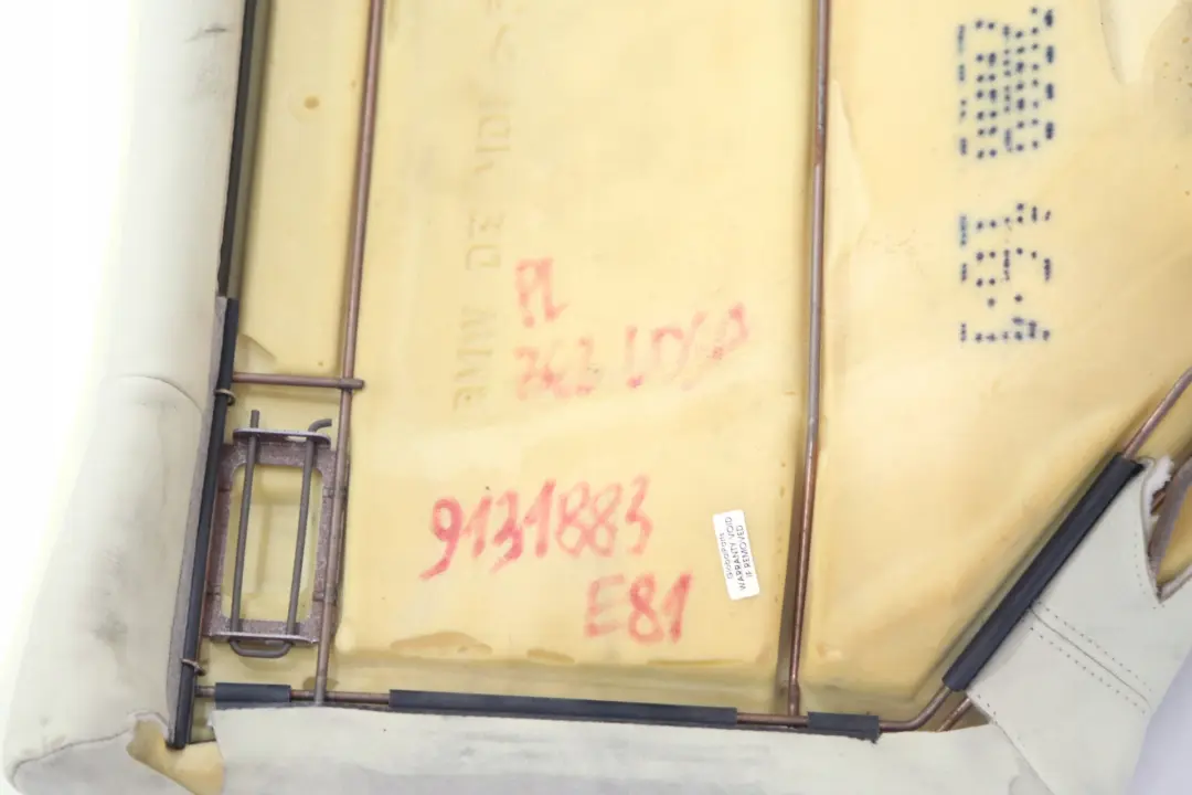 Kanapa siedzisko tył skóra do BMW 1 E81 o numerze 9131883 BMW 1 E81 Kanapa siedzisko tył skóra - SKU 9131883 - Numer Części 9131883