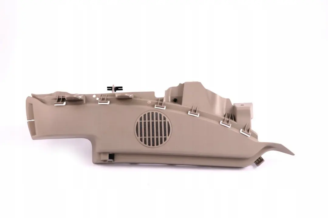 Soporte Ventana Trasera Repisa Derecha Beige para BMW E87 con número de pieza 7120792 BMW E87 Soporte Ventana Trasera Repisa Derecha Beige - SKU 7120792 - Número de pieza 7120792