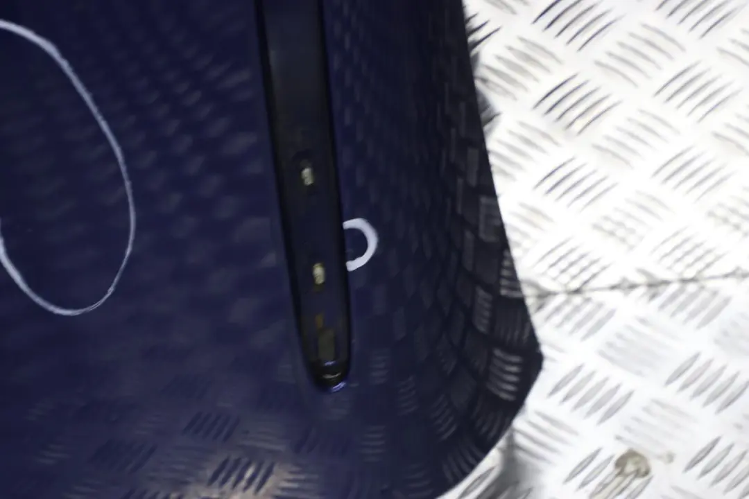 Dach poszycie dachu do BMW E93 Cabrio o numerze 7400554 BMW E93 Cabrio Dach poszycie dachu - SKU 7400554-MTB - Numer Części 7400554