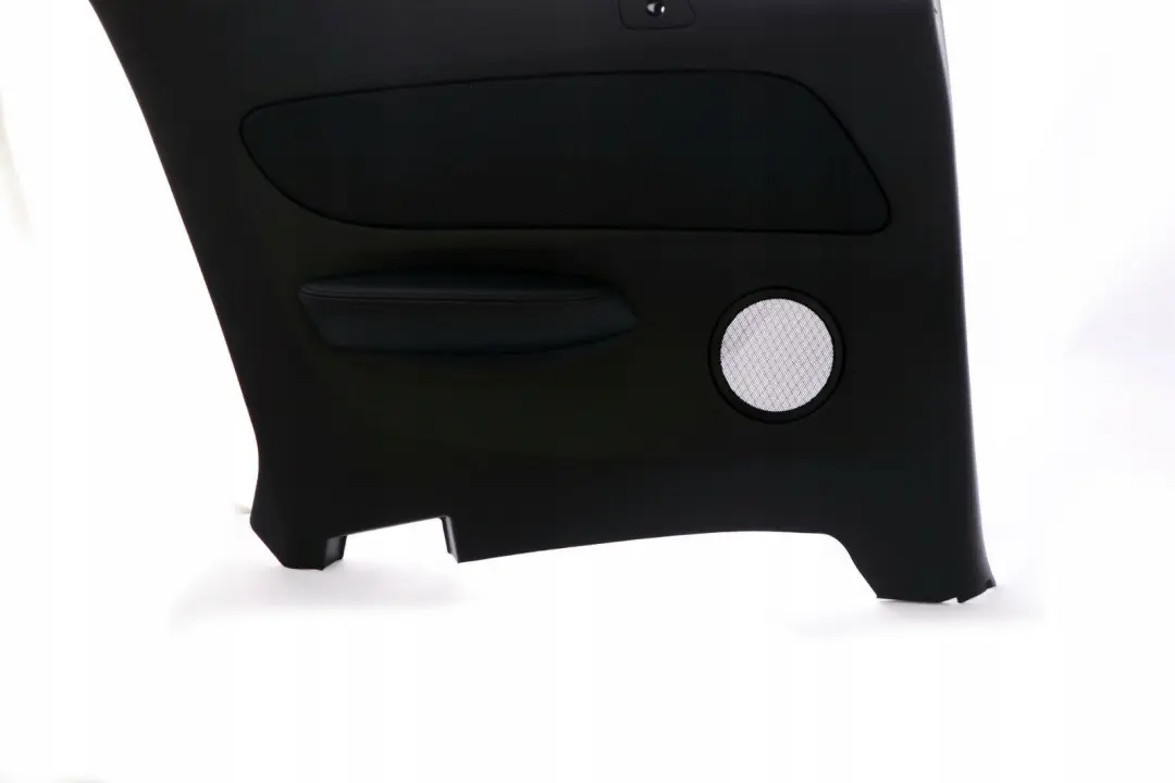 Rivestimento Laterale Posteriore Tessuto SX Anthrazit per BMW E88 Cabrio con numero di parte 7896049 BMW E88 Cabrio Rivestimento Laterale Posteriore Tessuto SX Anthrazit - SKU 7896049 - Numero di parte 7896049