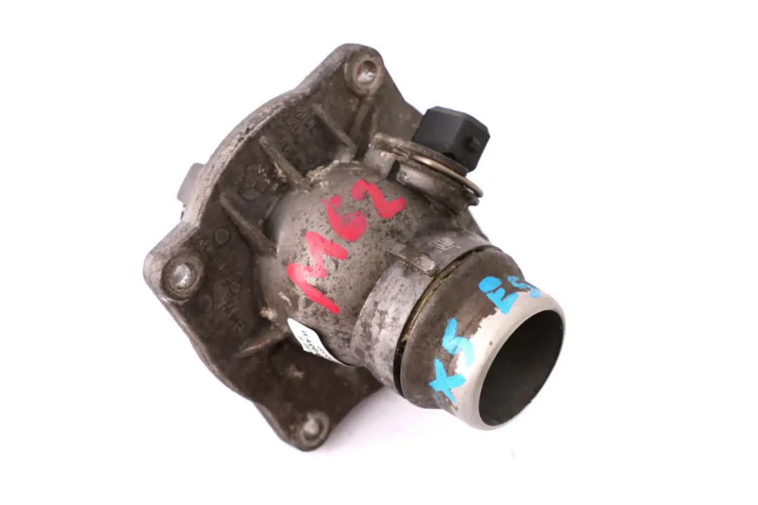 Thermostat avec commande caracteristique pour BMW 5 X5 Serie E38 E39 E53 à propos du numéro de pièce 11531436386 BMW 5 X5 Serie E38 E39 E53 Thermostat avec commande caracteristique - SKU 1436386 - Numéro de pièce 11531436386