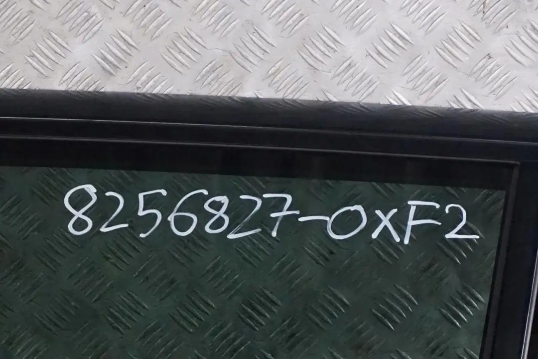 Puerta Trasera Izquierda Oxfordgruen Verde Oxford Metalizado - 430 para BMW E53 2 con número de pieza 8256827 BMW E53 2 Puerta Trasera Izquierda Oxfordgruen Verde Oxford Metalizado - 430 - SKU 8256827-OXF2 - Número de pieza 8256827