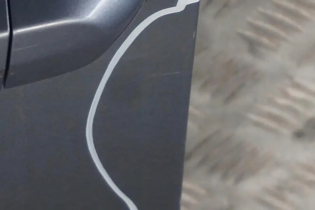 Fahrerseite Tür Vorne Links Quarzblau Blau Metallic - A18 für BMW 1 er E87 mit Teilenummer 7191011 BMW 1 er E87 Fahrerseite Tür Vorne Links Quarzblau Blau Metallic - A18 - SKU 7191011-QB10 - Teilenummer 7191011