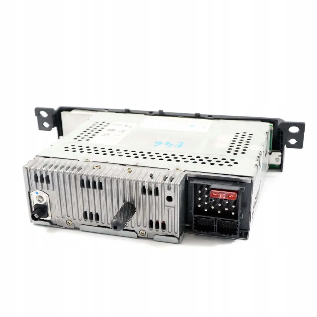 Radio Business Cassette Player 6928762 para BMW E46 con número de pieza 6943427 BMW E46 Radio Business Cassette Player 6928762 - SKU 6943427 - Número de pieza 6943427