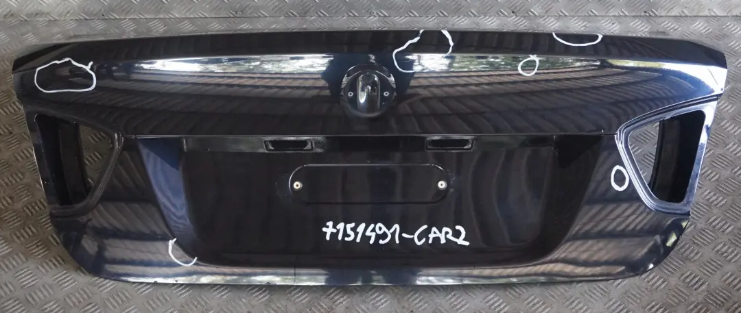 Klapa tylna bagażnika carbonschwarz 416 do BMW E90 o numerze 7151491 BMW E90 Klapa tylna bagażnika carbonschwarz 416 - SKU 7151491-CAR2 - Numer Części 7151491