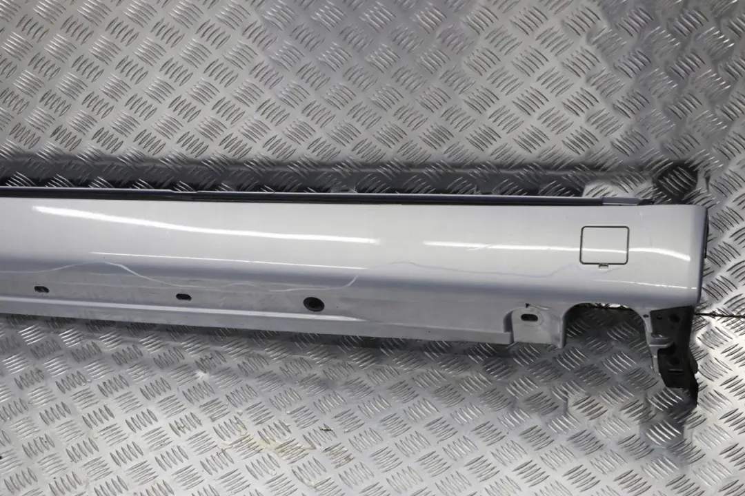 S-Klasse W220 Schwellerleiste Blende Schweller Links Chalcedonblau für Mercedes mit Teilenummer A2206980154 Mercedes S-Klasse W220 Schwellerleiste Blende Schweller Links Chalcedonblau - SKU A2206980154-QB - Teilenummer A2206980154