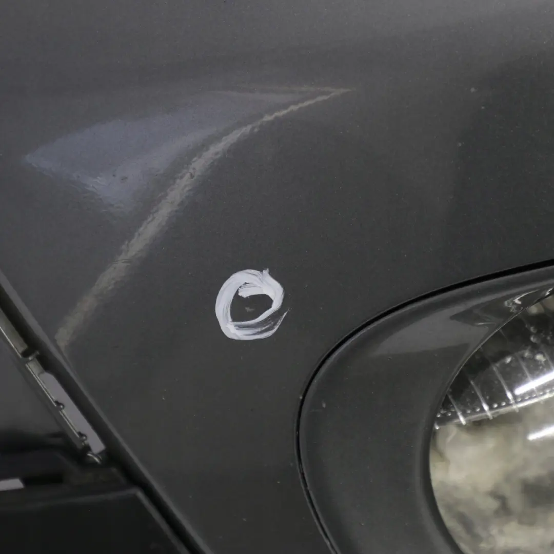 Stossfänger Vorn Dark Silver Silber Metallic 871 für BMW Mini R55 R56 6 Cooper S mit Teilenummer 0430242 BMW Mini R55 R56 6 Cooper S Stossfänger Vorn Dark Silver Silber Metallic 871 - SKU 0430242-DS6 - Teilenummer 0430242