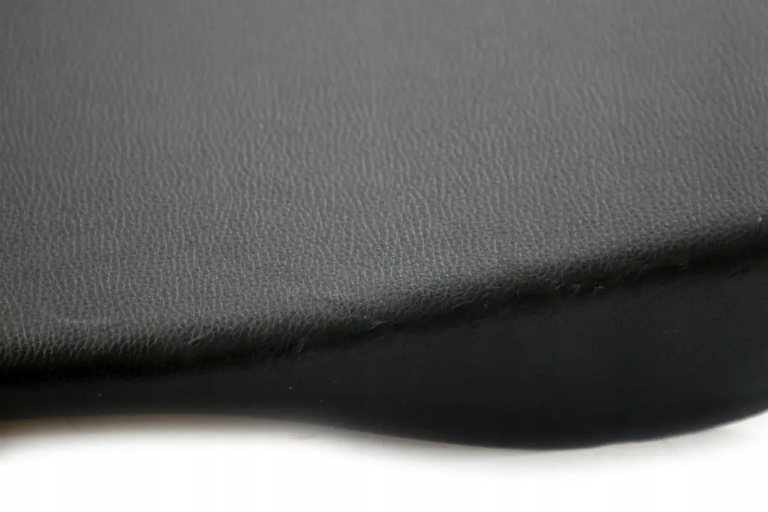 Carenage Lateral Arriere Gauche Tissu Network Canneberge Rouge pour BMW 1 E81 à propos du numéro de pièce 9121323 BMW 1 E81 Carenage Lateral Arriere Gauche Tissu Network Canneberge Rouge - SKU 9121323 - Numéro de pièce 9121323