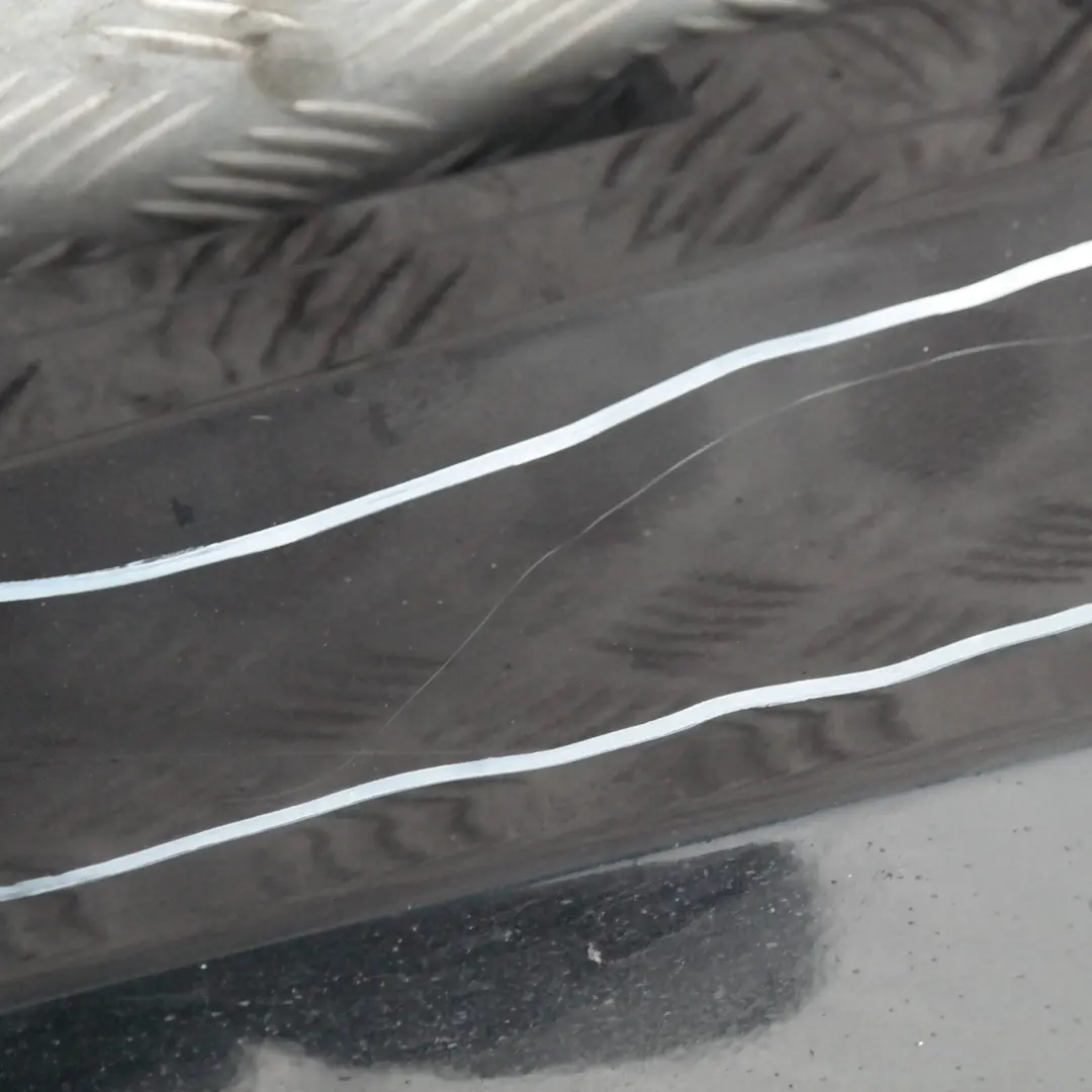 BMW E87 LCI Faldón lateral derecho Zafiro negro metalizado 475 - SKU 0036144-BS11 - Número de pieza 36144