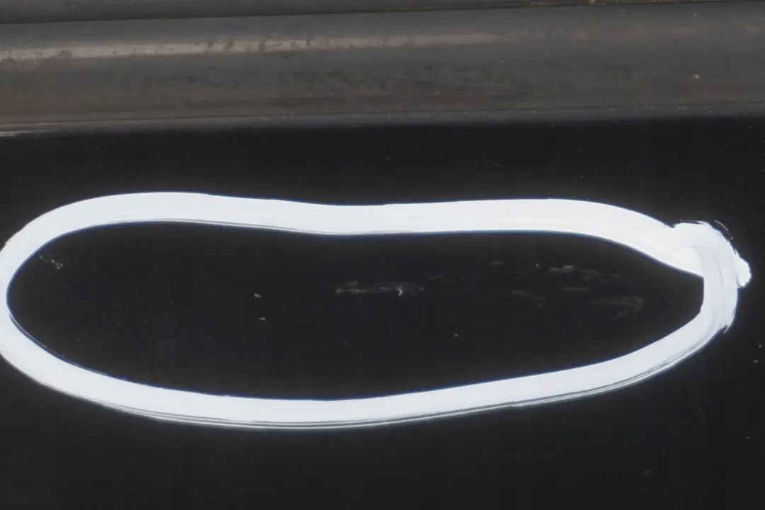 drzwi prawe przednie black saphire 475 do BMW E87 o numerze 7191012 BMW E87 drzwi prawe przednie black saphire 475 - SKU 7191012-BS30 - Numer Części 7191012