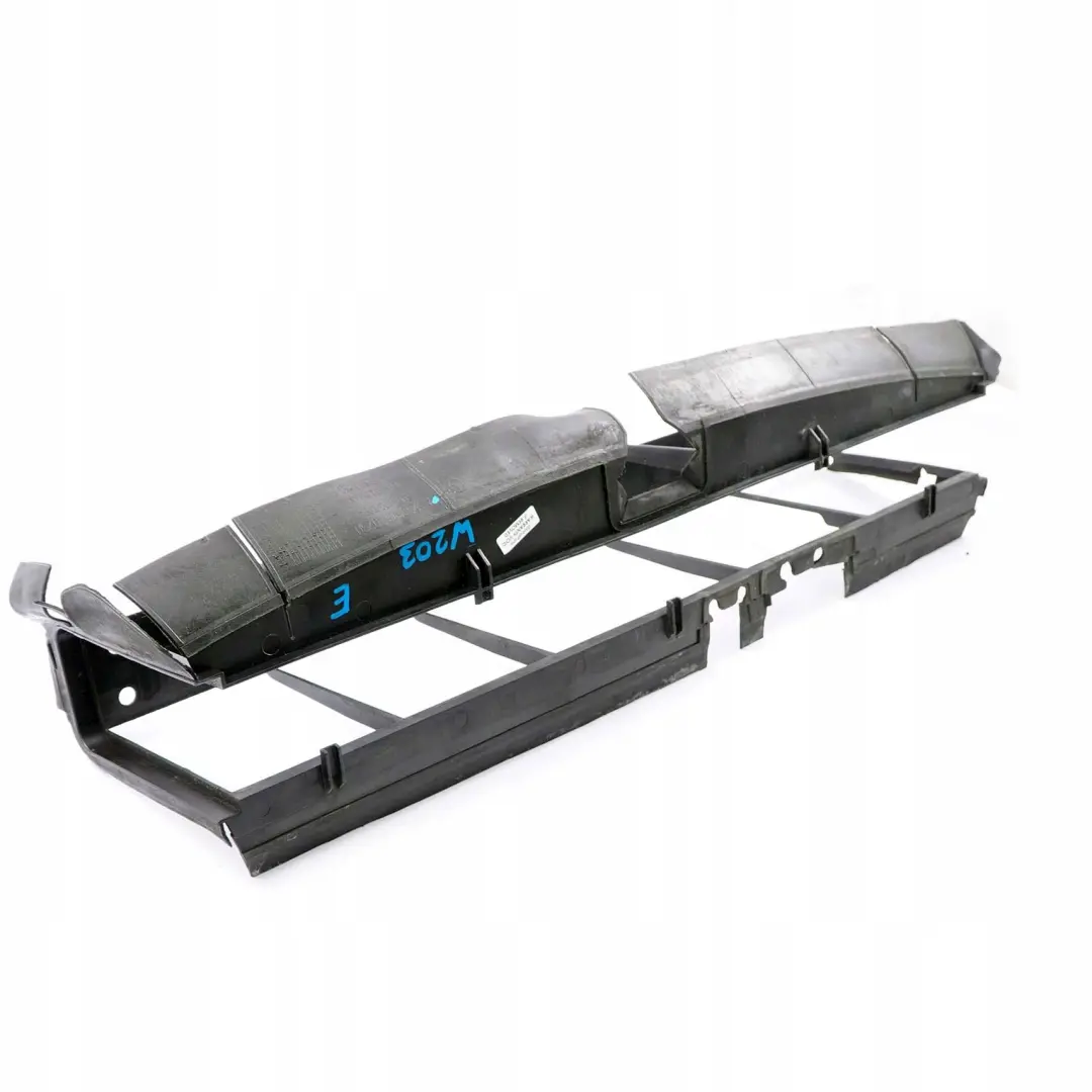 Benz Classe C W203 Radiateur Capot Calandre Mopf Tiroir Air Mercedes - SKU A2035050230 - Numéro de pièce A2035050230