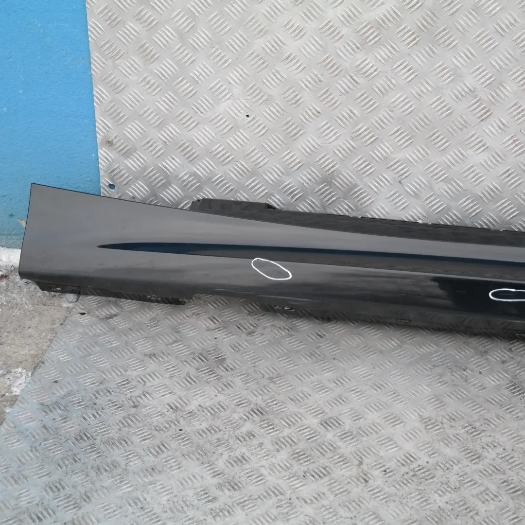 Listello Portiera Apertura Gonna Sinistra Nero per BMW E87N LCI con numero di parte 51770036145 BMW E87N LCI Listello Portiera Apertura Gonna Sinistra Nero - SKU 0036145-SCH4 - Numero di parte 51770036145
