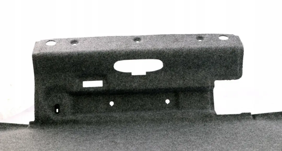 Embellecedor Tapa Maletero para BMW E93 con número de pieza 7195818 BMW E93 Embellecedor Tapa Maletero - SKU 7195818 - Número de pieza 7195818