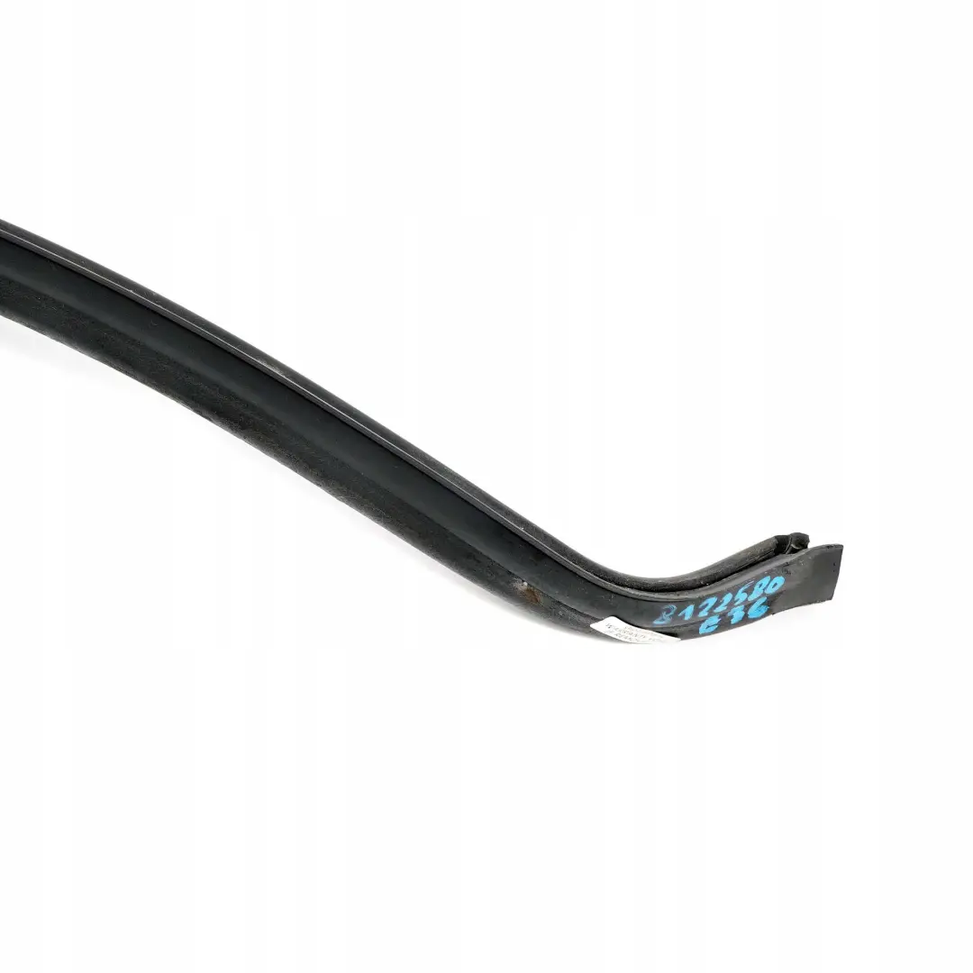 BMW E36 Uszczelka silnika tylna tył 694mm - SKU 8122580 - Numer Części 8122580