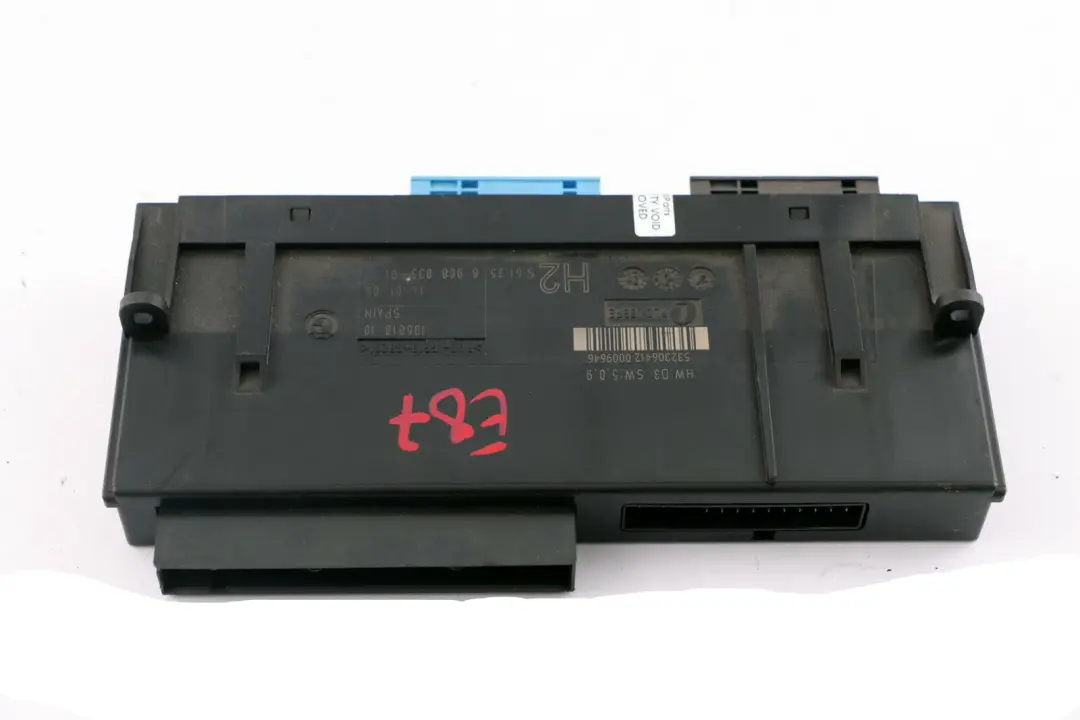 Unite de commande du module d'eclairage pour BMW 1 Serie E87 à propos du numéro de pièce 6968835 BMW 1 Serie E87 Unite de commande du module d'eclairage - SKU 6968835 - Numéro de pièce 6968835