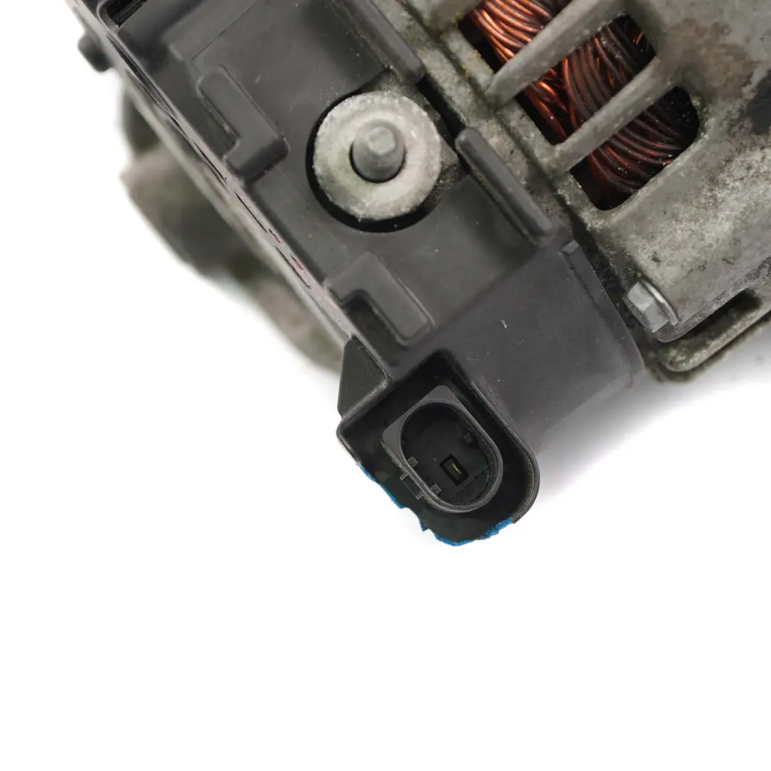 Alternator 175A 150 14V do BMW E90 E91 E92 E93 Diesel o numerze 8507623 BMW E90 E91 E92 E93 Diesel Alternator 175A 150 14V - SKU 8507623-1 - Numer Części 8507623
