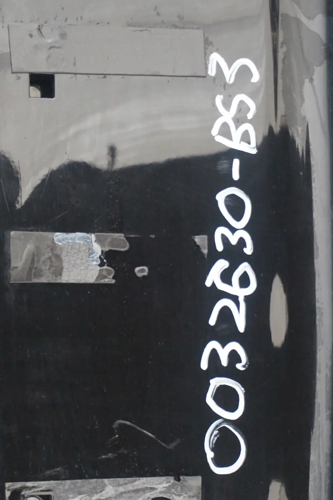 Bumper Trim Panel PDC Black Sapphire Metallic - 475 to BMW 1 Series E87 Rear with Part number 51120032630 BMW 1 Series E87 Rear Bumper Trim Panel PDC Black Sapphire Metallic - 475 - SKU 0032630-BS3 - Part number 51120032630