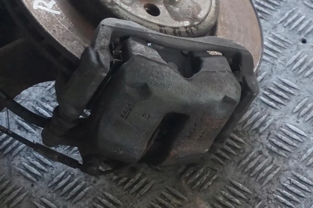 Mini R57 Cabrio N16 Zwrotnica amortyzator lewy - SKU 6789551 - Numer Części 6789551