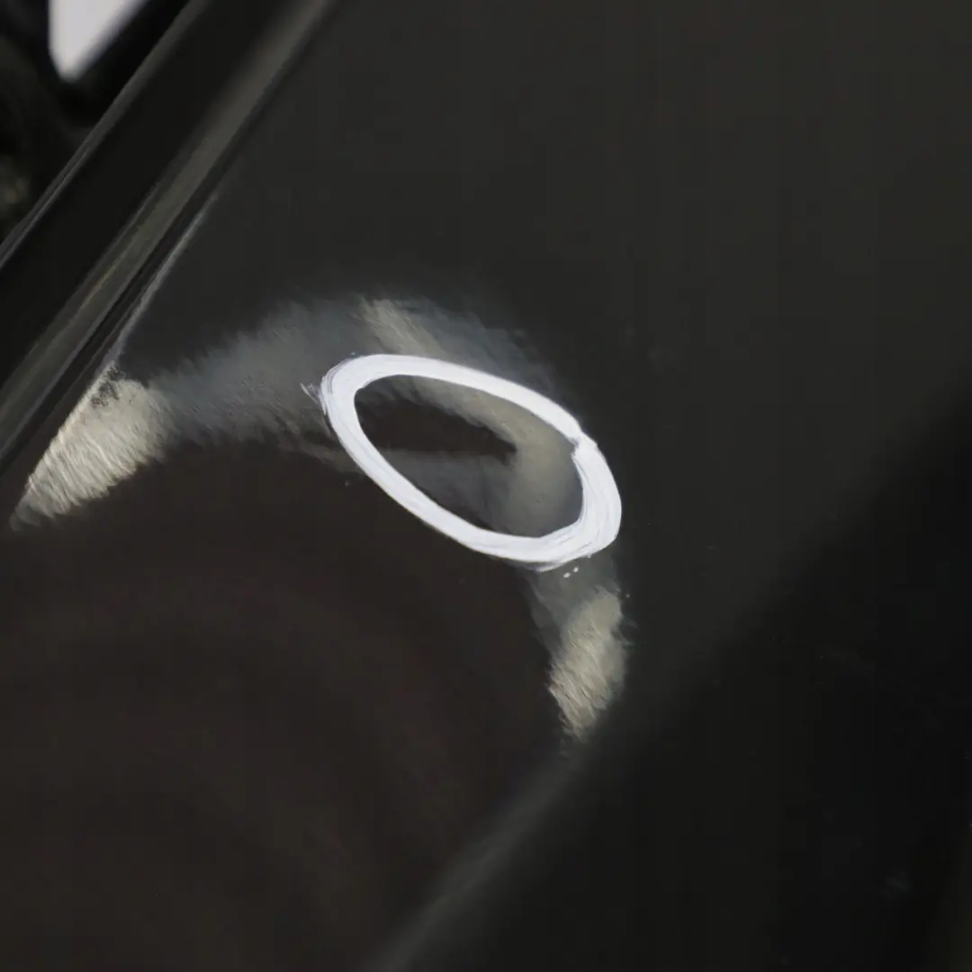 Porta posteriore destra Sparkling Graphite Metallic - A22 per BMW 2 E87 con numero di parte 7191018 BMW 2 E87 Porta posteriore destra Sparkling Graphite Metallic - A22 - SKU 7191018-SG2 - Numero di parte 7191018