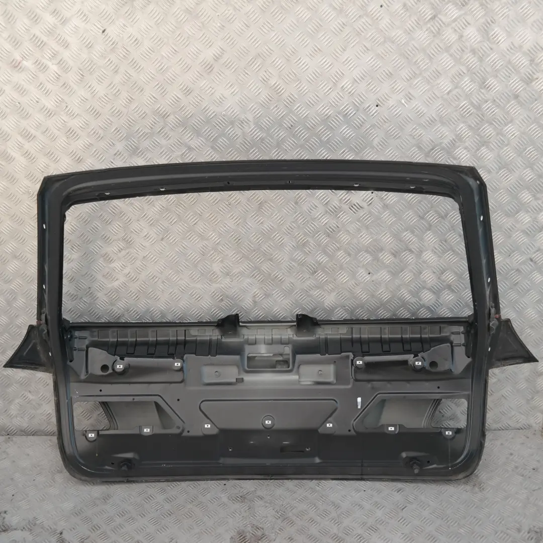 Genuine BMW 5 SERIES E61 E61N Tailgate Trunk Boot Lid Schwarz 2 Jet Black - 668 to with Part number 7130799 Genuine BMW 5 SERIES E61 E61N Tailgate Trunk Boot Lid Schwarz 2 Jet Black - 668 - SKU 7130799-SCH - Part number 7130799