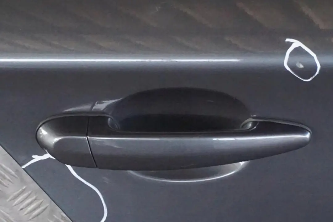 Door rear right O/S Sparkling Graphite Metallic - A22 to BMW 1 SERIES 12 E87 E87N with Part number 7191018 BMW 1 SERIES 12 E87 E87N Door rear right O/S Sparkling Graphite Metallic - A22 - SKU 7191018-SG12 - Part number 7191018