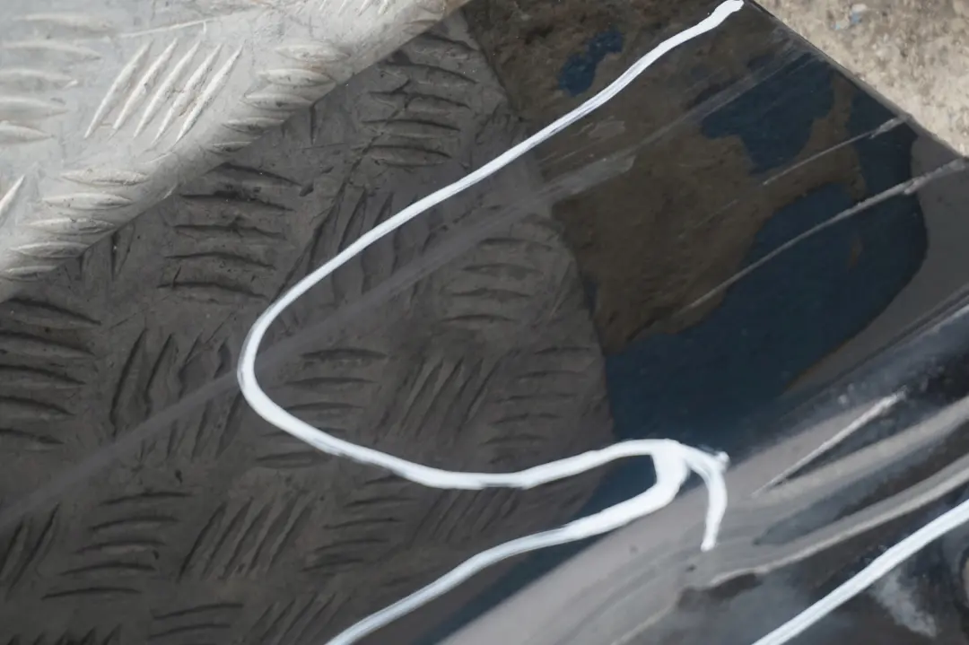 listwa nakładka próg lewy schwarz II 668 do BMW E90 o numerze 32951 BMW E90 listwa nakładka próg lewy schwarz II 668 - SKU 0032951-SCH8 - Numer Części 32951