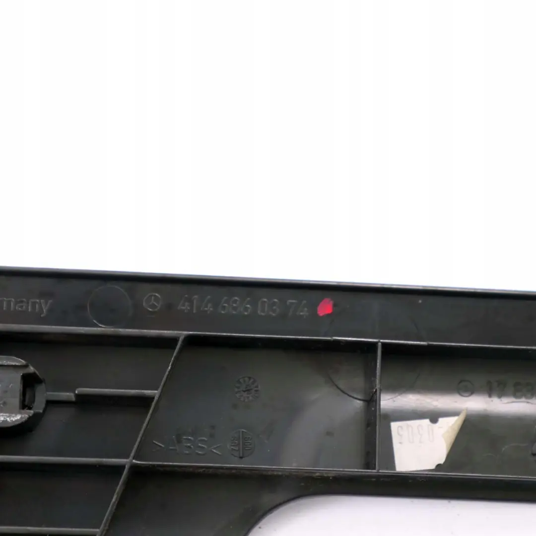 W414 Porta posteriore destra Porta scorrevole Ingresso Ledge Trim per Mercedes Vaneo con numero di parte A4146860374 Mercedes Vaneo W414 Porta posteriore destra Porta scorrevole Ingresso Ledge Trim - SKU A4146860374 - Numero di parte A4146860374