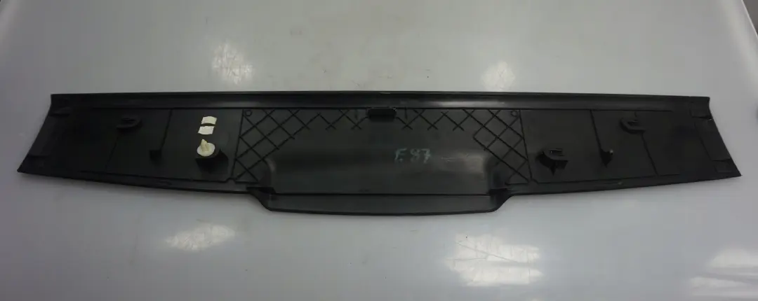 Upper Trunk Lid Trim Panel 5149 to BMW 1 Series E81 E87 E87N with Part number 7060635 BMW 1 Series E81 E87 E87N Upper Trunk Lid Trim Panel 5149 - SKU 7060635 - Part number 7060635
