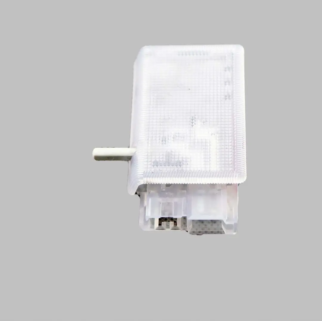  Mercedes-Benz Clase A E W168 W210 W211 Luz De La guantera - SKU A2108200001 - Número de pieza A2108200001