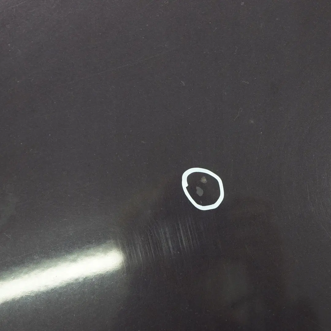 W208 Maska Pokrywa Silnika Almandine Black Metallic - 182 do Mercedes o numerze A2088800257 Mercedes W208 Maska Pokrywa Silnika Almandine Black Metallic - 182 - SKU A2088800257-ALB - Numer Części A2088800257